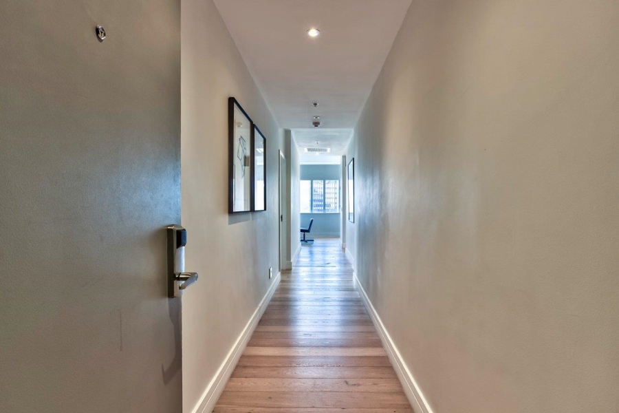 2 Bedroom Property for Sale in Cape Town City Centre Western Cape
